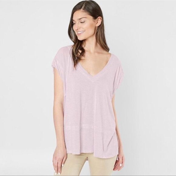 We the Free Voyage V-Neck Hi-Low Tee - Picture 3 of 14